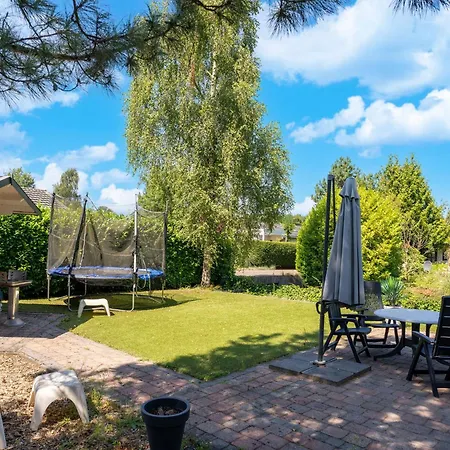 In Near Veluwe Forest Tatil Evi