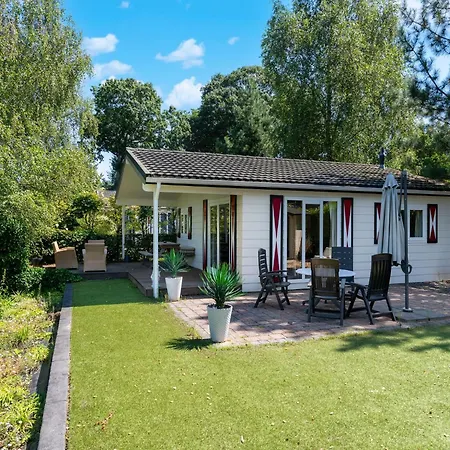 In Near Veluwe Forest Tatil Evi *